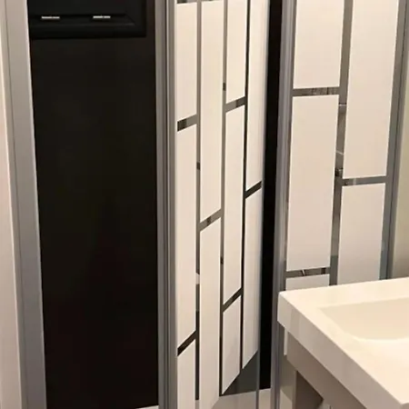 Chalet Spacieux Avec Terrasse - 8 Pers. - Api-1-52-1591 キャンプ場