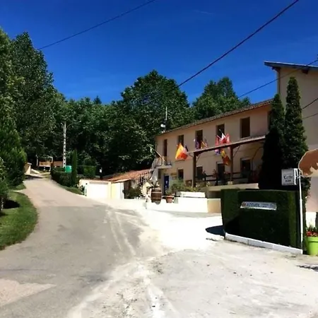 Spacieux Avec Terrasse - 8 Pers. - Api-1-52-1591 * Saint-Girons (Ariege)